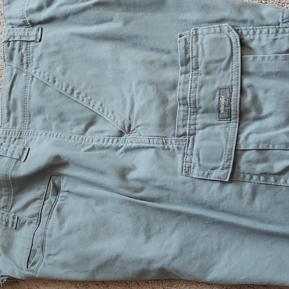 Wrangler Blue Cargo Pants Relaxed Fit
